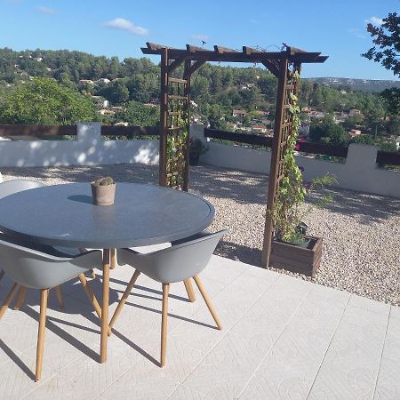 Vue Magnifique, Jardin Et Petit Cocon En Provence Apartment Peypin Exterior photo